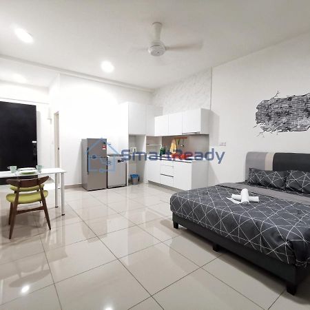 Twin Galaxy Suites By Sr Home Johor Bahru Bagian luar foto