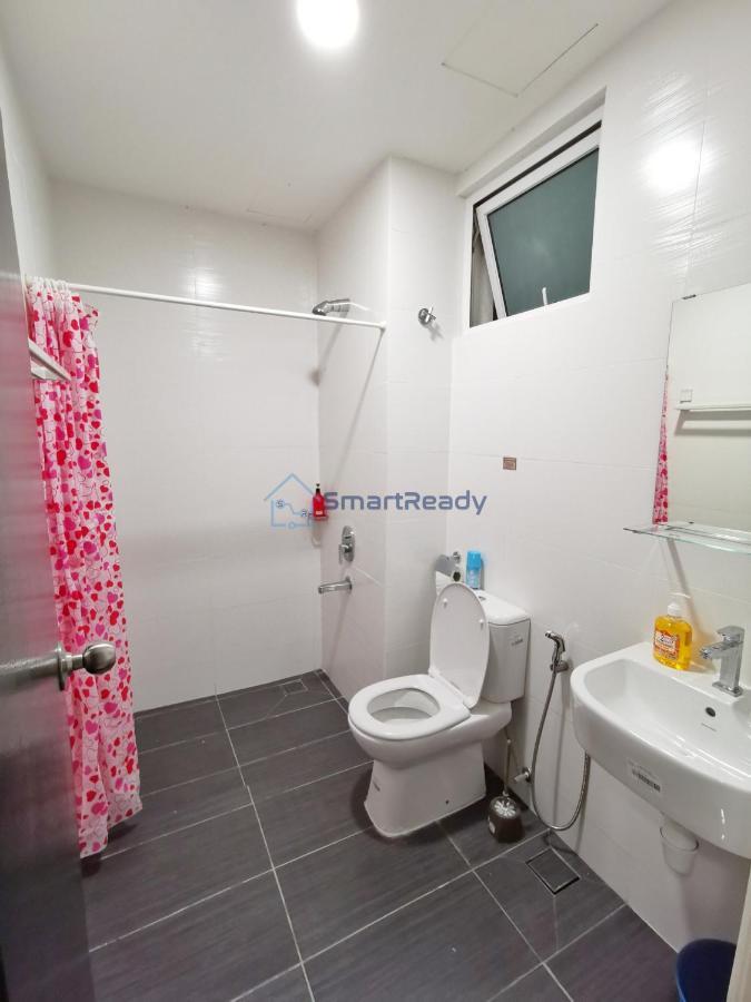 Twin Galaxy Suites By Sr Home Johor Bahru Bagian luar foto