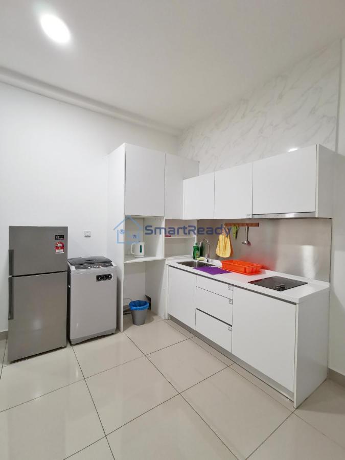 Twin Galaxy Suites By Sr Home Johor Bahru Bagian luar foto